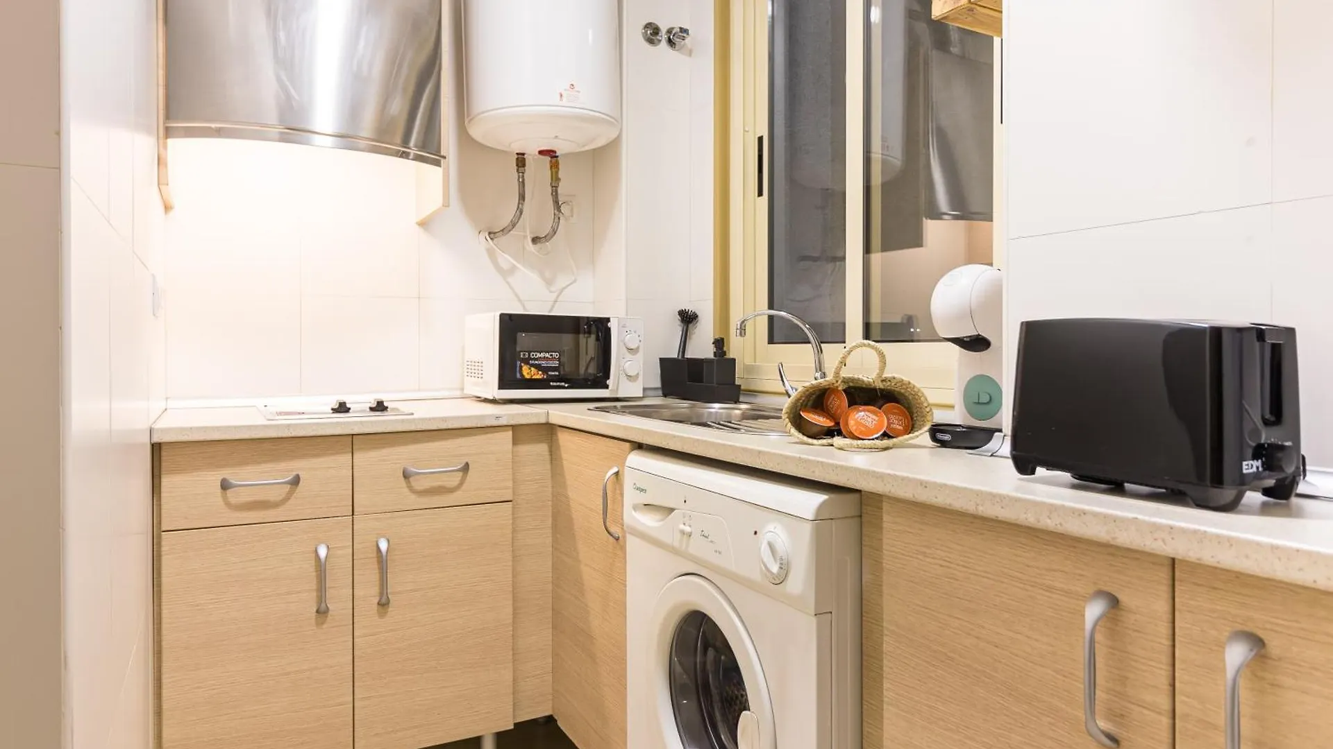 Malaga Center Flat La Victoria City Center Apartment